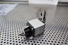 Load image into Gallery viewer, EINS NW3-35 Air Nipper Cutter Used With Warranty See All Pictures
