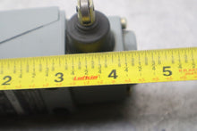 Load image into Gallery viewer, Allen Bradley 802T-K1TP Ser H Oiltight Limit Switch W/ 40146-017-65 Head Used
