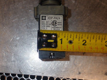 Load image into Gallery viewer, Schnider Electric XDP-PA24 Joystick Controller A600 Q600 Used With Warranty

