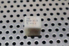 Load image into Gallery viewer, 111C D024-W-B Relays 8938A New Old Stock (Lot of 5) See All Pictures
