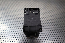 Load image into Gallery viewer, Siemens 3RT1023-3B..0 G/110905 E05 35A 600VAC DC24V Coil &amp; 3RT1926-1ES00 Used
