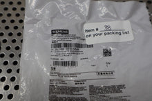 Load image into Gallery viewer, Siemens 3SU1050-1HF20-0AA0 Red Push Button Operator Keyed Switch New Old Stock
