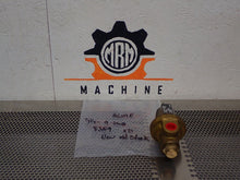 Load image into Gallery viewer, ACME Type A-360 8359 XD 1/2&quot; Regulator 400PSI 2-20 Range New Old Stock
