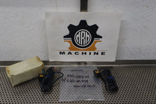 Load image into Gallery viewer, Omron E3S-2DE41 &amp; E3S-2LE41 Photoelectric Sensors New Old Stock See All Pictures
