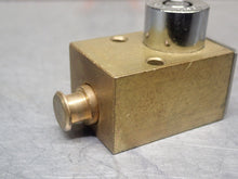 Load image into Gallery viewer, ABB Kirk Interlock 1KS21406L228 Single Key Way Used With Warranty
