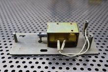 Load image into Gallery viewer, Guardian Electric A420-060931-00 006-5065096 Solenoids New Old Stock (Lot of 4)
