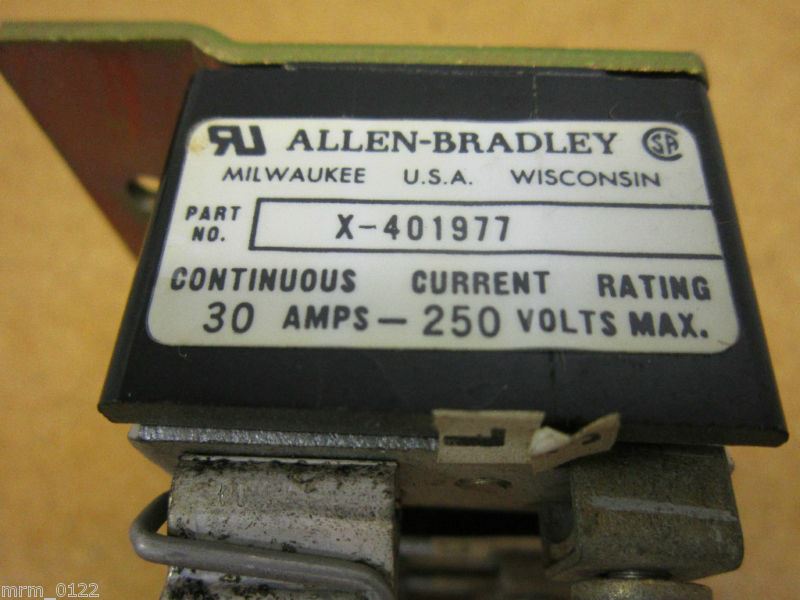 Allen Bradley X-401977 FUSE BLOCK FOR DISCONNECT SWITCH