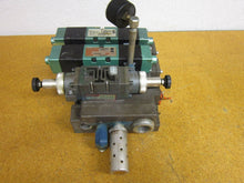 Load image into Gallery viewer, Numatics 153SS415K 152SS400K And 153RD115J016W Pneumatic Valves With Flexi Block
