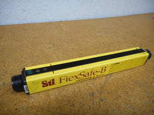 Load image into Gallery viewer, Sti FlexSafe FS4300 Series FS4308B-2X-1 Transmitter And FS4308BX-1 Reciever 8&quot;

