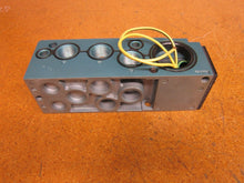 Load image into Gallery viewer, Mac Valves MM-P2A-231A Solenoid Valve Base Gently Used

