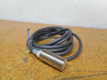 Load image into Gallery viewer, Omron E2E-X5E2 Proximity Switch Sensor 12-24VDC 5mm Used With Warranty
