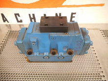 Load image into Gallery viewer, Vickers DG5S-8-2A-?-M-FW-B5-30 Directional Control Valve DG4V-3S-2A-M-FW-B5-60
