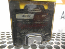 Load image into Gallery viewer, Banner OSBCV Sensor OPBT2QD Power Block 10-30VDC 100mA Used With Warranty
