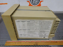 Load image into Gallery viewer, Barber Colman 5653-06015-340-8-00 Temperature Controller 0-600F J Used Warranty
