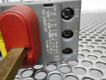 Load image into Gallery viewer, Bussmann CDNF-16 Disconnect Switch Unit &amp; Shaft Used With Warranty
