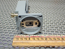 Load image into Gallery viewer, Cutler-Hammer E50SA Ser A2 Limit Switch Body Only New Old Stock
