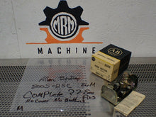 Load image into Gallery viewer, Allen Bradley 800S-2SC Ser M Pushbutton Bottom Base Terminal New See Pics
