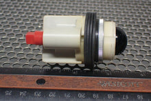 Load image into Gallery viewer, Micro Switch 11NF21-BKA Fluid Indicator 30PSIG Max New Old Stock See All Pics

