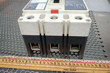 Load image into Gallery viewer, EATON HMCP007C0C Circuit Breaker 7A 3Poles 600VAC-250VDC Used With Warranty
