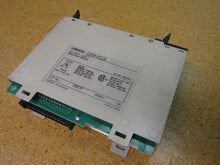 Load image into Gallery viewer, Omron C200H-0C224 OUTPUT MODULE 8POINT RELAY 250VAC/24VDC 2A
