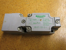 Load image into Gallery viewer, Balluff BES 517-132-U3-N Proximity Switch Gently Used
