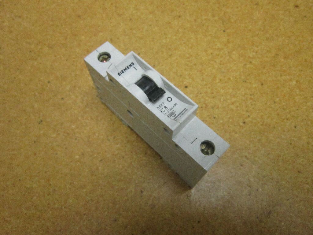 Siemens 5SX2 C8 Circuit Breaker 230/400 Single Pole 8A Used