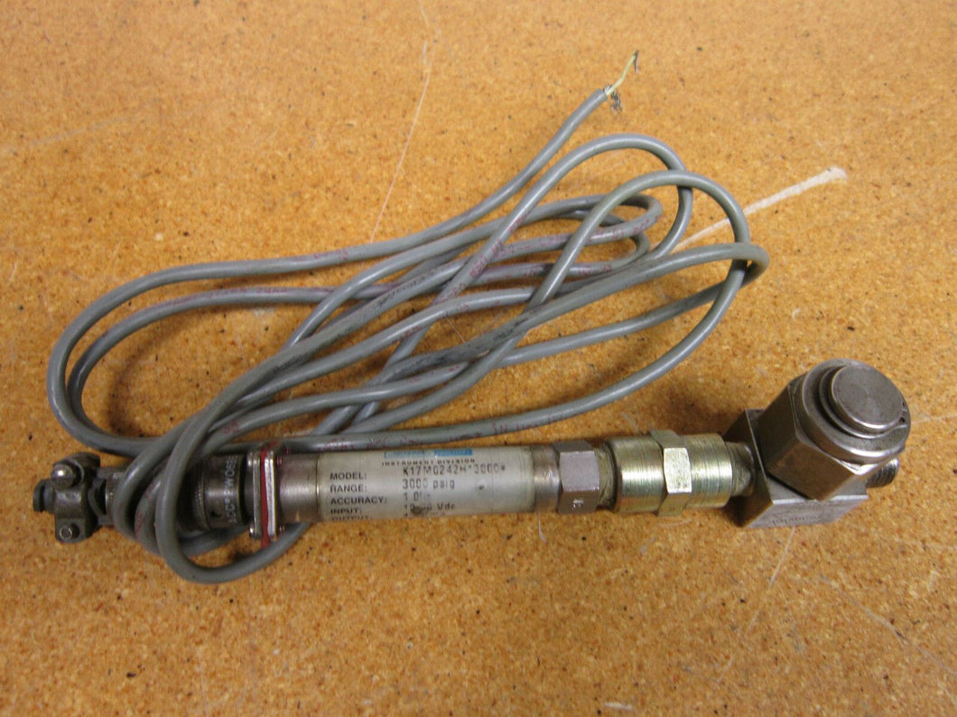 Ashcroft K17M0242H13000 Pressure Transducer 3000psig With Swagelok SS-4TF2-7