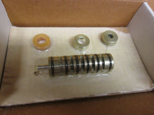 Load image into Gallery viewer, Ross 527K77 Valve Body Service Kit Series W60 New
