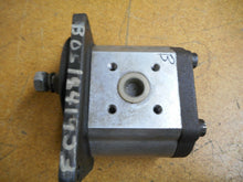Load image into Gallery viewer, Bosch 0510725056 Gear Pump Used With Warranty
