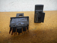 Load image into Gallery viewer, Micro Switch WW1K05D-D7 Snap In Panel Mount Switch 15A 125VAC 10A 250VAC New (2)
