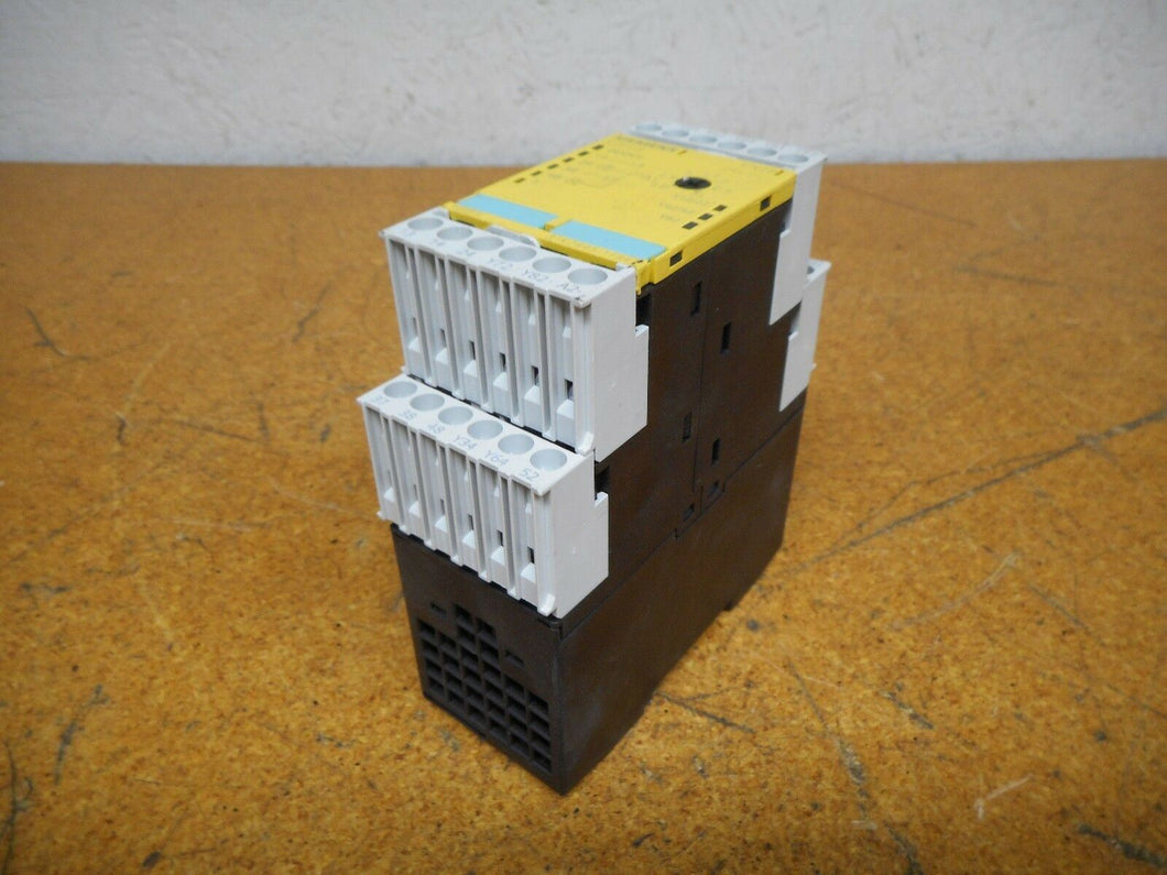 Siemens 3TK2845-1FB4 Safety Relay 24VDC SIRIUS Used With Warranty