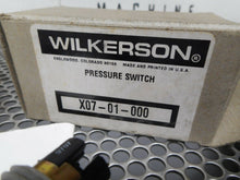 Load image into Gallery viewer, Wilkerson X07-01-000 Pressure Switch New (Lot of 2)
