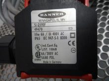 Load image into Gallery viewer, Banner SI-QS90F 49470 Safety Interlock Switch 6A 300VAC Used With Warranty

