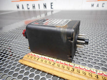 Load image into Gallery viewer, Syracuse Electronics TFR-200322 Time Delay Relay 115VAC 60Sec 115VAC Used - MRM Machine

