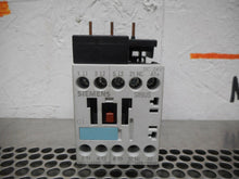 Load image into Gallery viewer, Siemens 3RT1015-1BB42 Contactor DC24V 16A 600VAC Used With Warranty - MRM Machine
