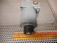 Load image into Gallery viewer, Binder 70036202/114 Type 41 02406E3 24V Motor Used With Warranty
