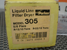 Load image into Gallery viewer, Parker 305 Liquid Line Filter Dryer 5/8 Flare R-12/10 Tons R-22/15 Tons
