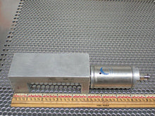 Load image into Gallery viewer, American 1500SNS-1.00 Pneumatic Cylinder &amp; Block Used With Warranty
