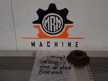 Load image into Gallery viewer, Browning HN50B17 1&quot; Bore Idler Sprocket 17 Teeth New Old Stock
