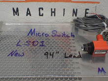 Load image into Gallery viewer, Micro Switch LSD1 Photoelectric Sensor 94&quot; Leads New No Box
