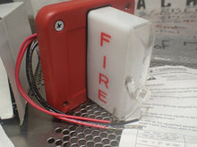 Load image into Gallery viewer, CERBERUS PYROTRONICS Model S17-S 500-694486 Surace Strobe Fire Signal 21-32VDC
