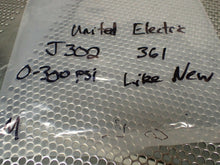 Load image into Gallery viewer, United Electric Type J302 361 9846 361 0-300PSI 2-10PSI Pressure Switch Used
