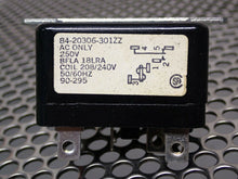 Load image into Gallery viewer, Steveco Type 8 RBM Relay 90-295 8A 125V Coil 230/240VAC 60Cy New Old Stock

