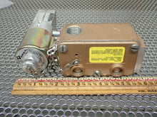Load image into Gallery viewer, Versa Valve ASG-4232-JJS-M 12W Solenoid Valve New Old Stock
