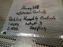 Load image into Gallery viewer, Honeywell &amp; Johnson Controls Relative Humidity Controls (1) Used &amp; (2) New
