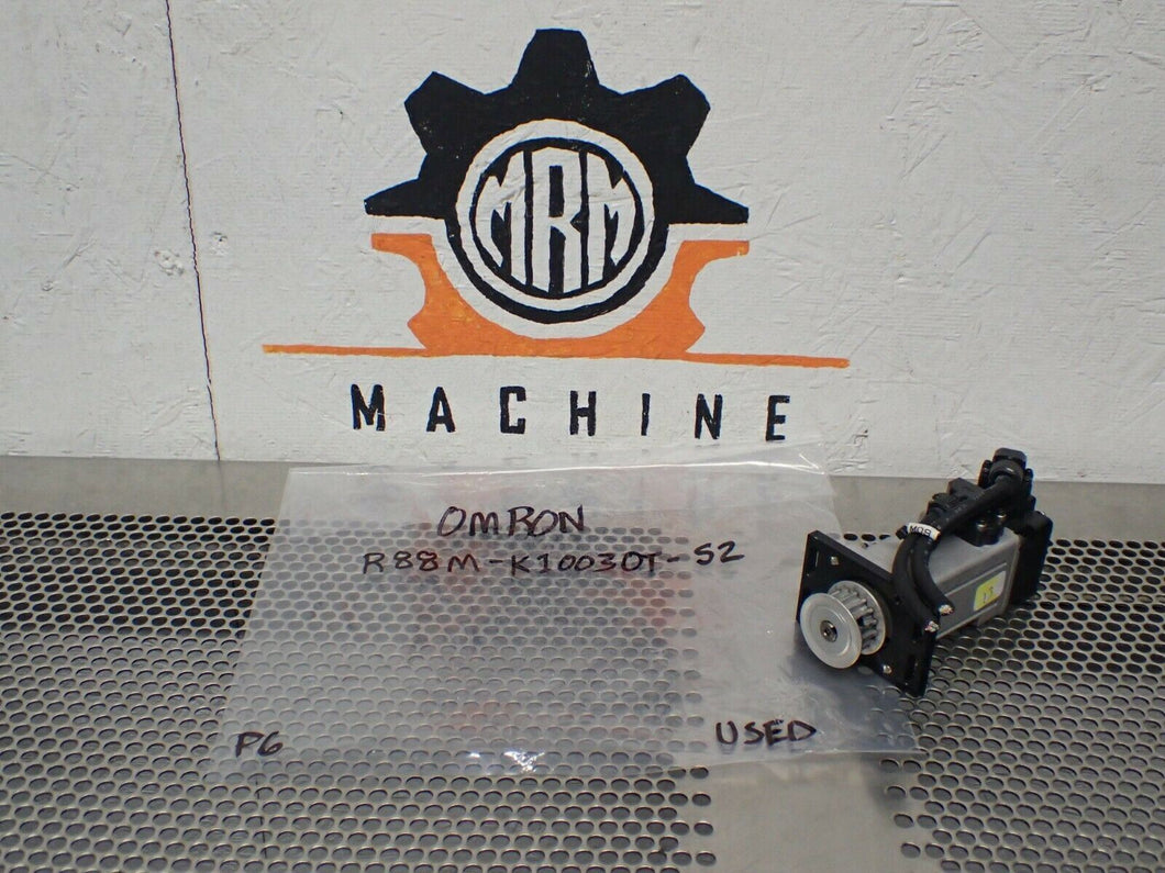 Omron R88M-K10030T-S2 AC Servo Motor 0.1kW 250Hz 3000R/MIN Used With Warranty