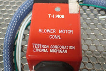 Load image into Gallery viewer, TESTRON T-11408 Blower Motor Connector Used With Warranty

