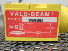 Load image into Gallery viewer, Banner SM2A91RSR VALU-BEAM Sensor 24-250VAC 50/60Hz 500mA New Old Stock
